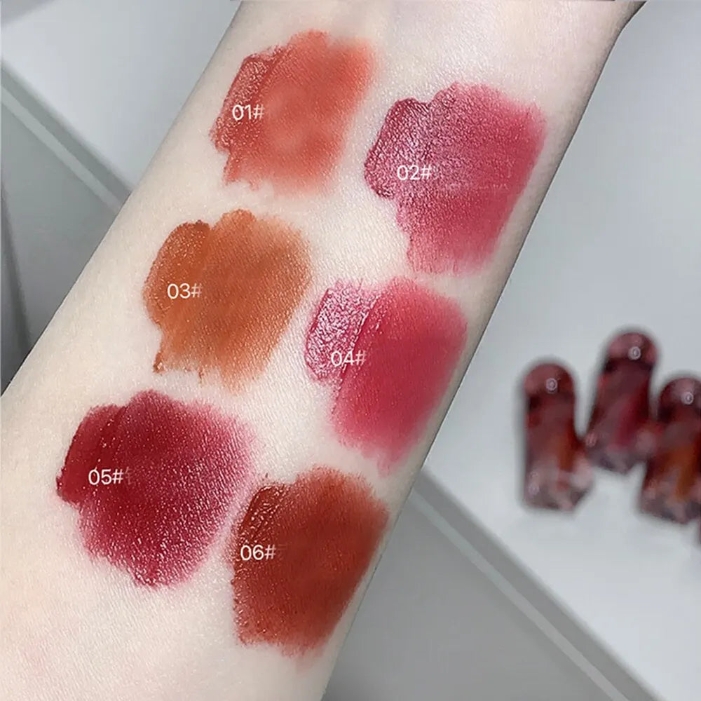 Batom Líquido Velvet Matte – Efeito Nevoado Artístico e Toque Aveludado 💄✨